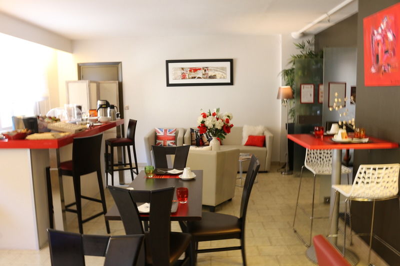 The Originals City, Hotel Dau Ly, Lyon Est Bron Exterior photo